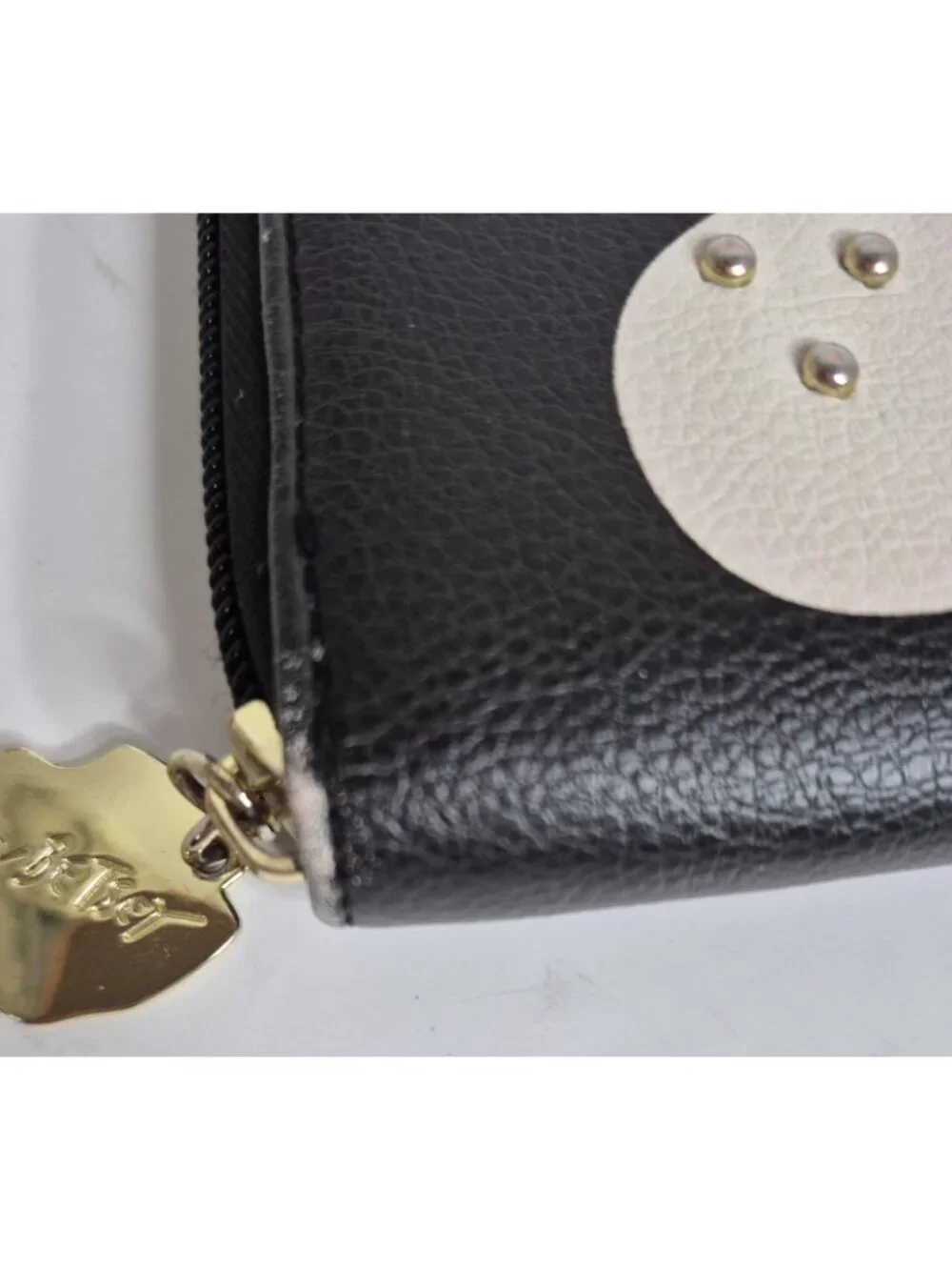 Luv Betsey Johnson Black 3D Cat Face Zip-Around Bifold Wallet 5
